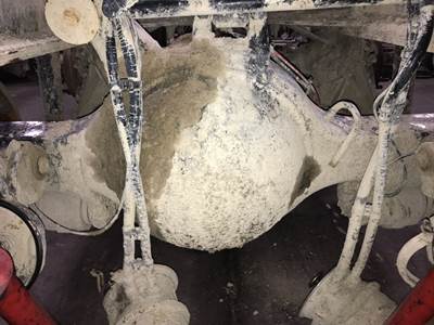 Meritor RS23160 Rear Axle Housing for a Freightliner M2 106