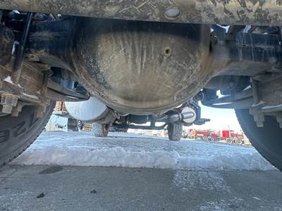 Meritor RS23160 Rear Axle Housing for a Freightliner M2 112