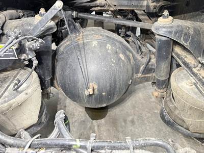 Meritor RS23160 Rear Axle Housing for a Peterbilt 579