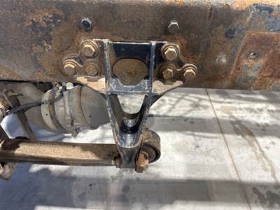 Meritor RS23160 Rear Axle Housing for a International Prostar