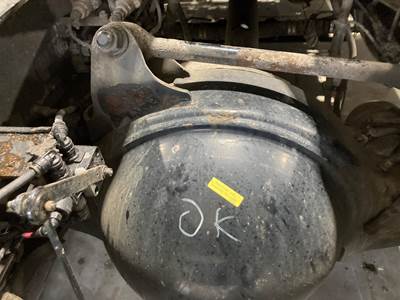 Meritor RS23160 Rear Axle Housing for a Mack Cxu