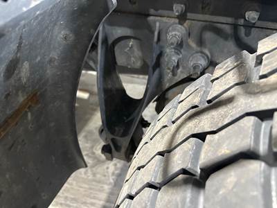 Meritor RS23160 Rear Axle Housing for a International Transtar (8600)