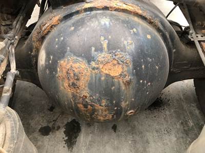 Meritor RS23186 Rear Axle Housing for a Volvo VNM