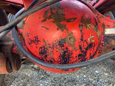 Meritor SQ100 Rear Axle Housing for a Ottawa YT