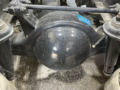 Paccar MR2014P Rear Axle Housing for a Peterbilt 579