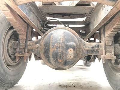 Spicer M190T Rear Axle Housing for a International S1900