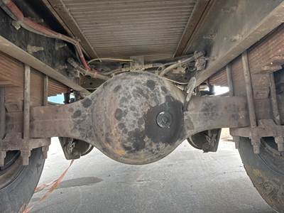 Spicer S17-140 Rear Axle Housing for a International MV607