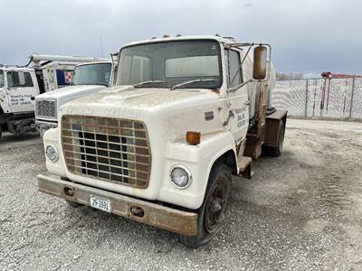 Rear Axle Housing for a Ford LN7000