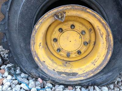 Gehl 4840 Axle Shaft