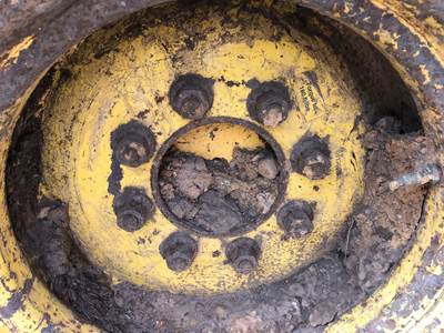 Gehl SL7810 Axle Shaft