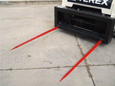 H&H 2 SPEAR BALE MOVER Bale Spear