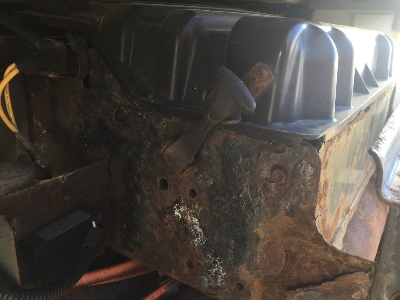 2013 International DuraStar 4300 Battery Box Cover for a International