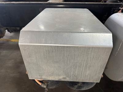 Caterpillar CT660 Battery Box