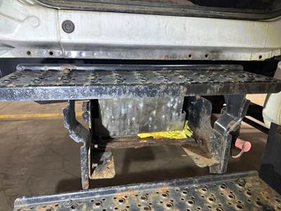 Ford F-650 Battery Box for a Ford F650