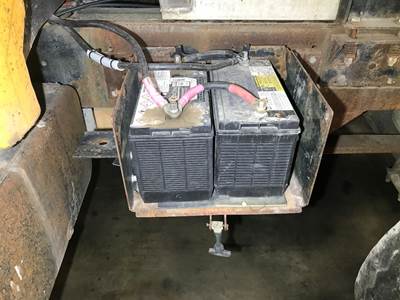 Ford F8000 Battery Box