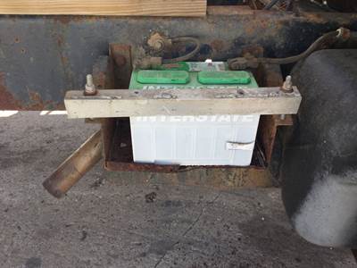 Ford LN700 Battery Box