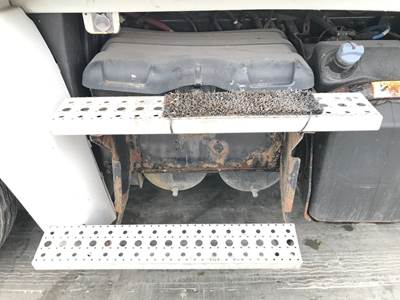 Freightliner Cascadia Battery Box