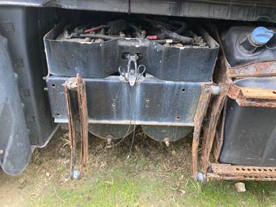 Freightliner Cascadia Battery Box