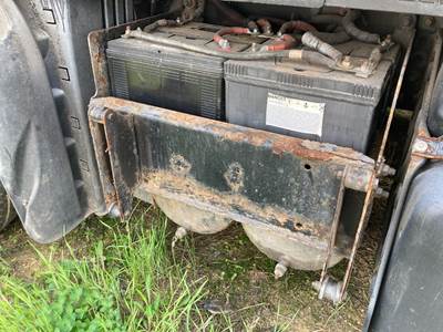 Freightliner Cascadia Battery Box