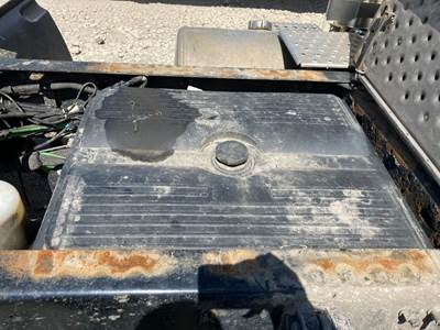 Freightliner Cascadia Battery Box
