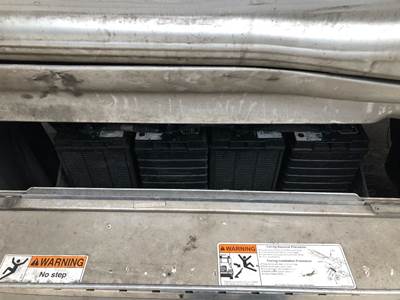 Freightliner Cascadia Battery Box