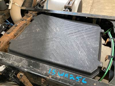 Freightliner Cascadia Battery Box