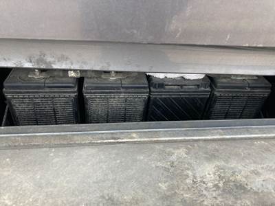 Freightliner Cascadia Battery Box
