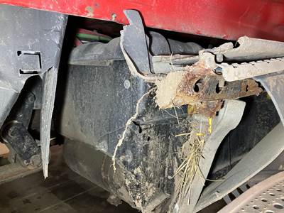 Freightliner Cascadia Battery Box
