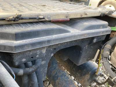 Freightliner Cascadia Battery Box