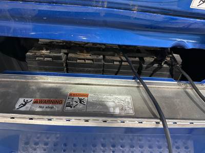 Freightliner Cascadia Battery Box