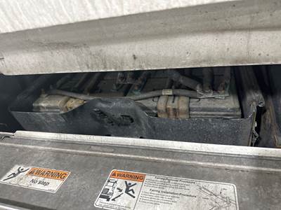 Freightliner Cascadia Battery Box