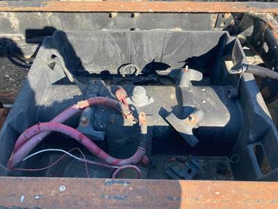 Freightliner Century Class 120 Battery Box for a Freightliner C120 Century