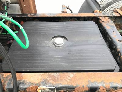 Freightliner Columbia 120 Battery Box