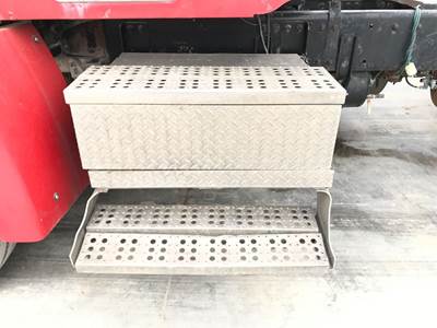 Freightliner FLD112 Battery Box