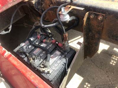 Freightliner FLD120 Battery Box