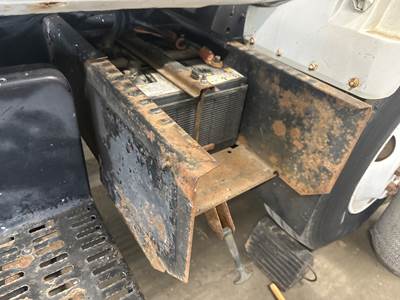 GMC C7500 Battery Box