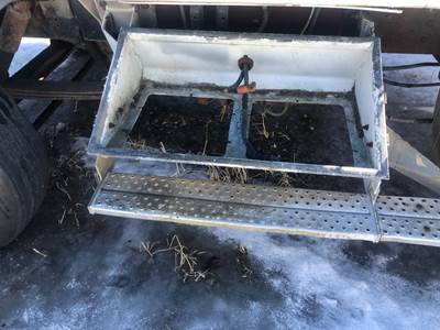 GMC GENERAL Battery Box