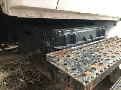 International 4200 Battery Box