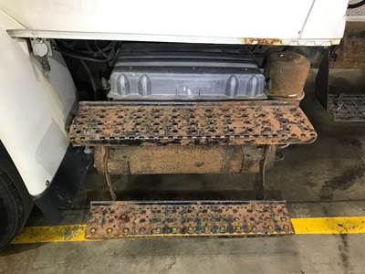 International 4400 Battery Box