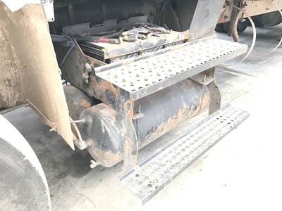 International 4400 Battery Box