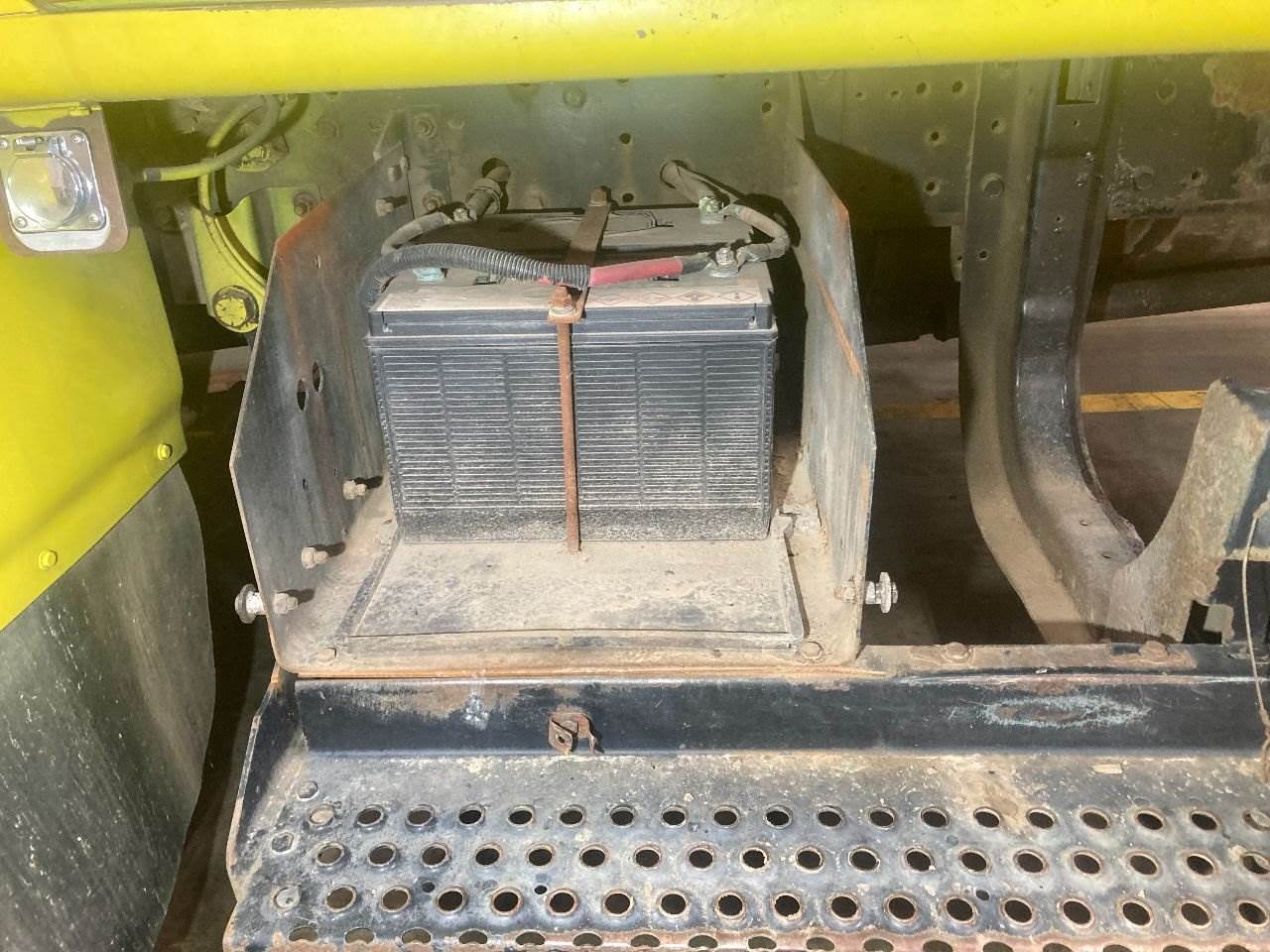 1994 International 4700 Battery Box For Sale Sioux Falls, SD