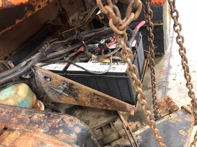 International 7500 Battery Box