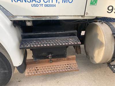 International 8100 Battery Box