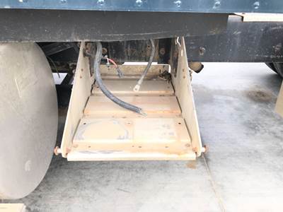 International 9200 Battery Box