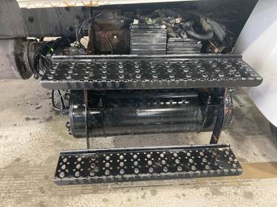 International DuraStar 4400 Battery Box for a International Durastar (4400)