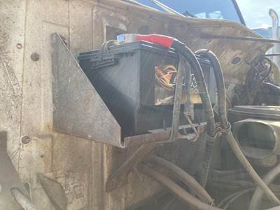 International S1800 Battery Box