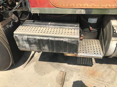 International TranStar 4300 Battery Box for a International 4300 Transtar