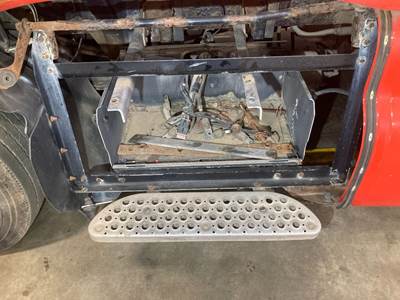 Kenworth T2000 Battery Box