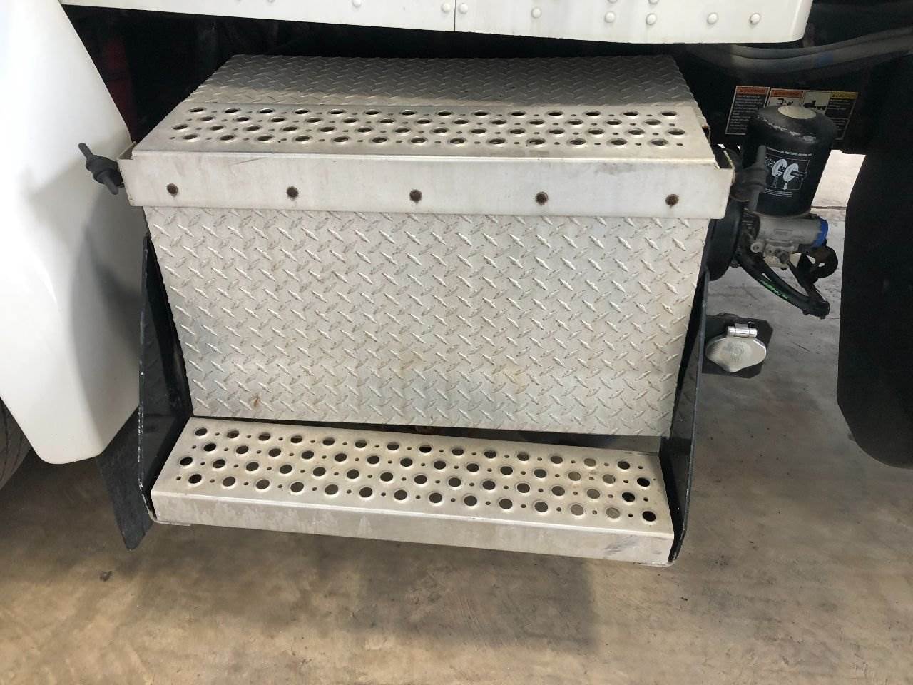2011 Kenworth T370 Battery Box For Sale Winimac, IN 25266379