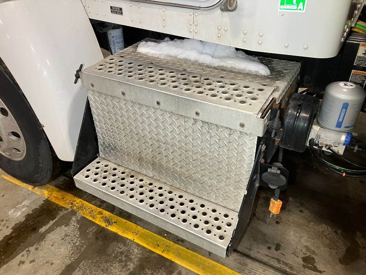 2013 Kenworth T370 Battery Box For Sale Sioux Falls, SD 25593682